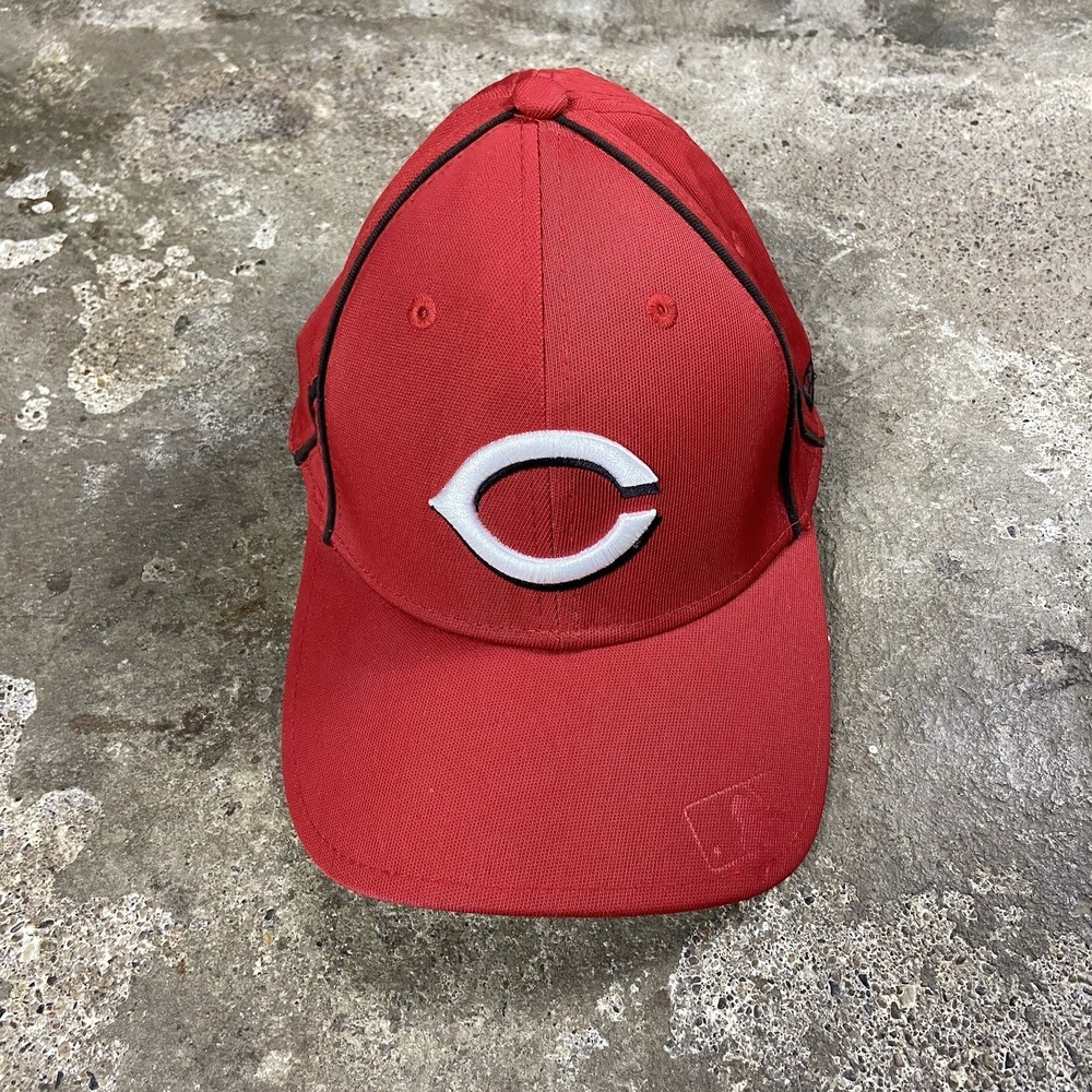 New Era Cincinnati Reds Cap Size M-L Red Genuine Merchandise‎ MLB Baseball Logo